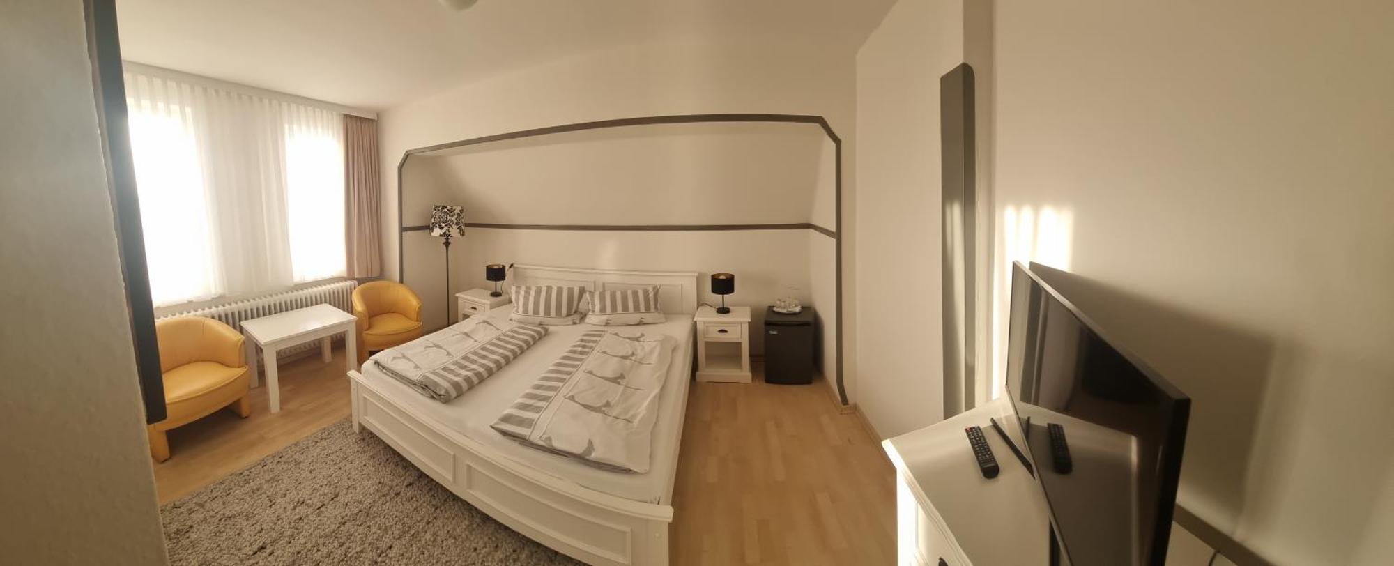 Hotel-Cafe-Lindow Wenningstedt-Braderup المظهر الخارجي الصورة